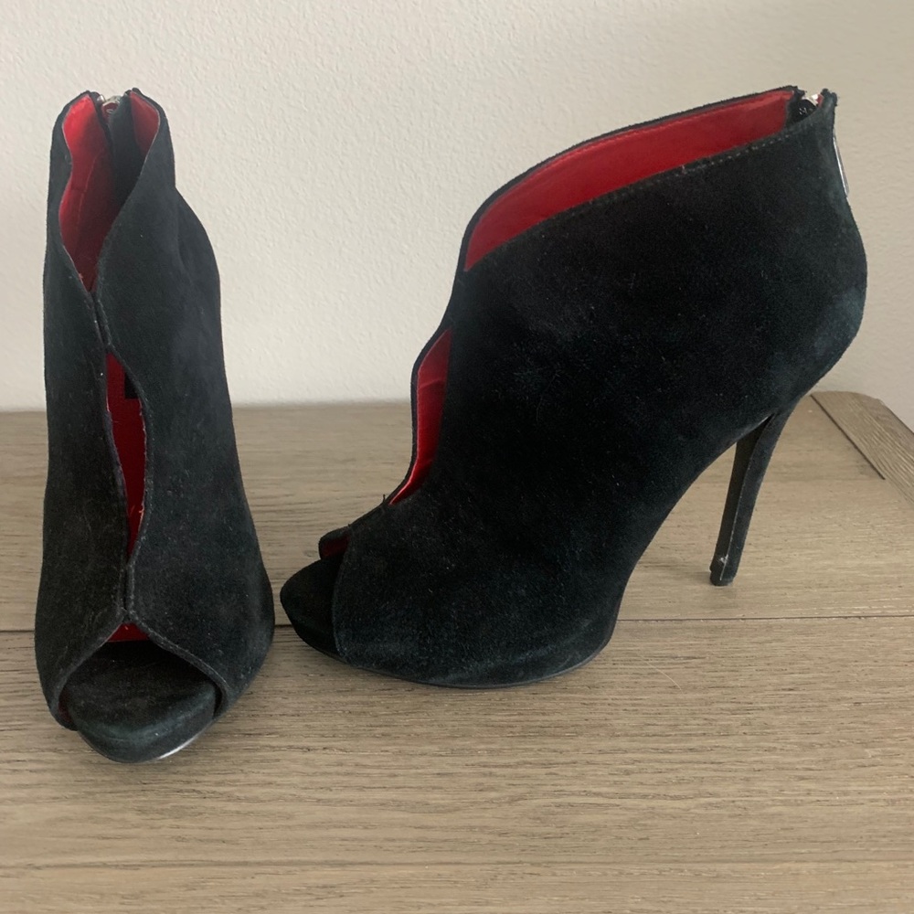 Charles Jourdan suede black red high heel peep toe